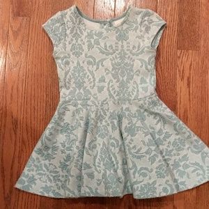 Girls oshkosh dress